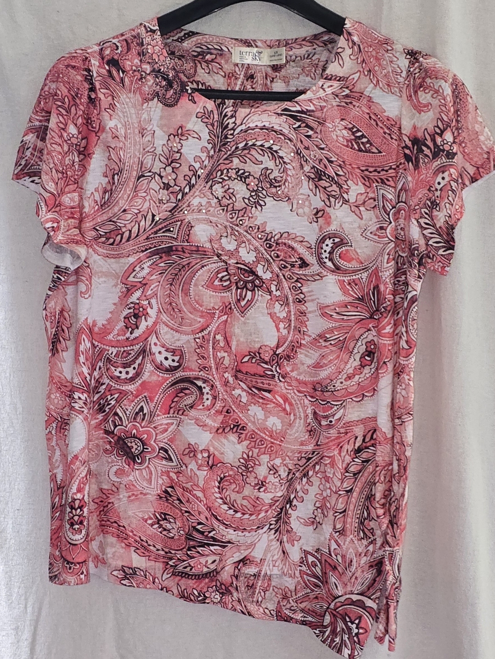 Terra & Sky Paisley Short-Sleeve Women's Top 1X In Shades Of Coral and White